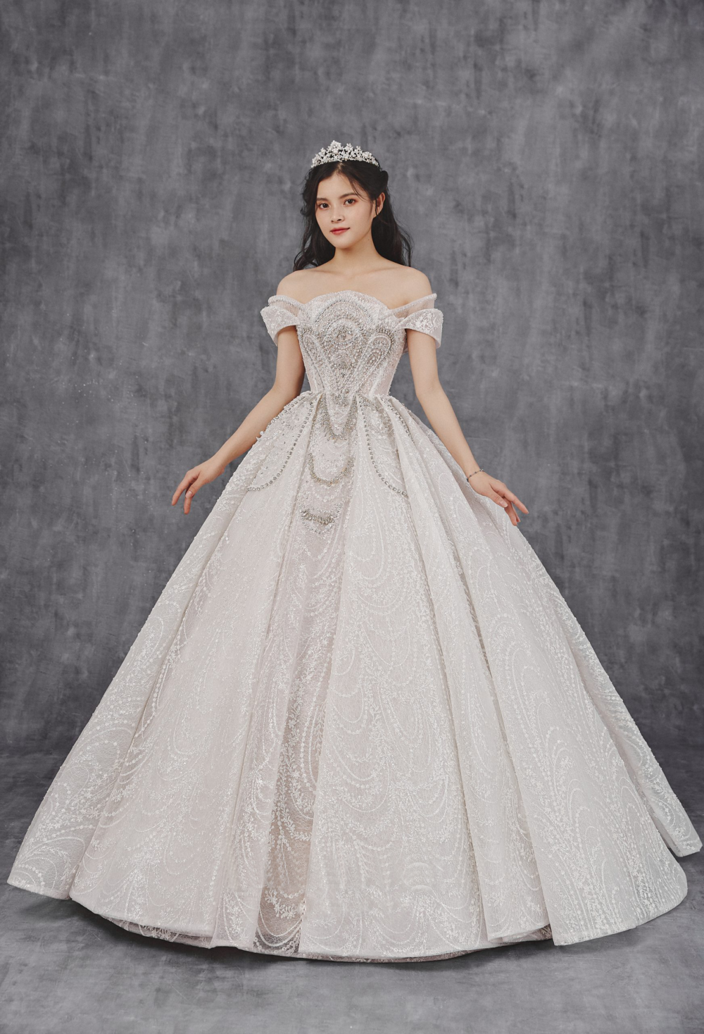 LT361 - Váy cưới xòe