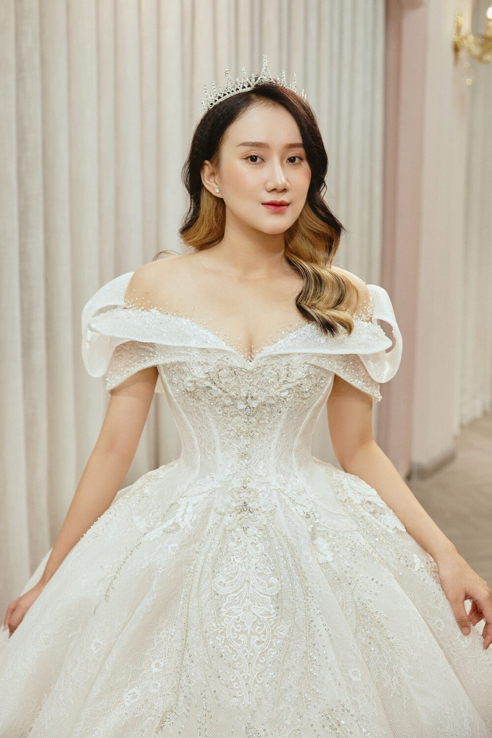 LT407 - Váy cưới xòe - Ảnh 2