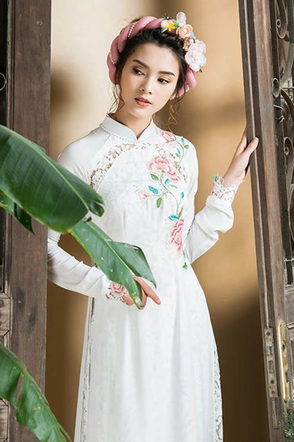 ao dai dam hoi dep don gian 2