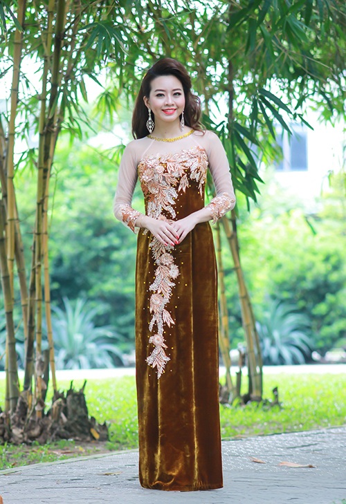 ao dai tuoi trung nien 15