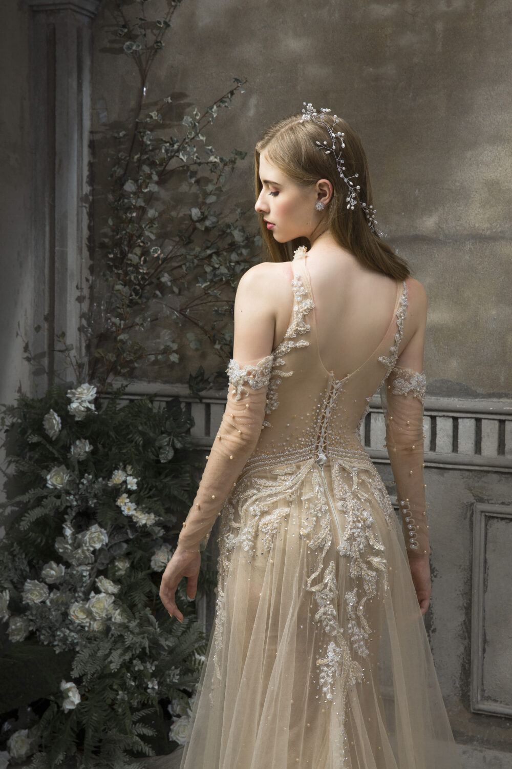 MVC005 - Váy cưới đuôi cá - Ảnh 4