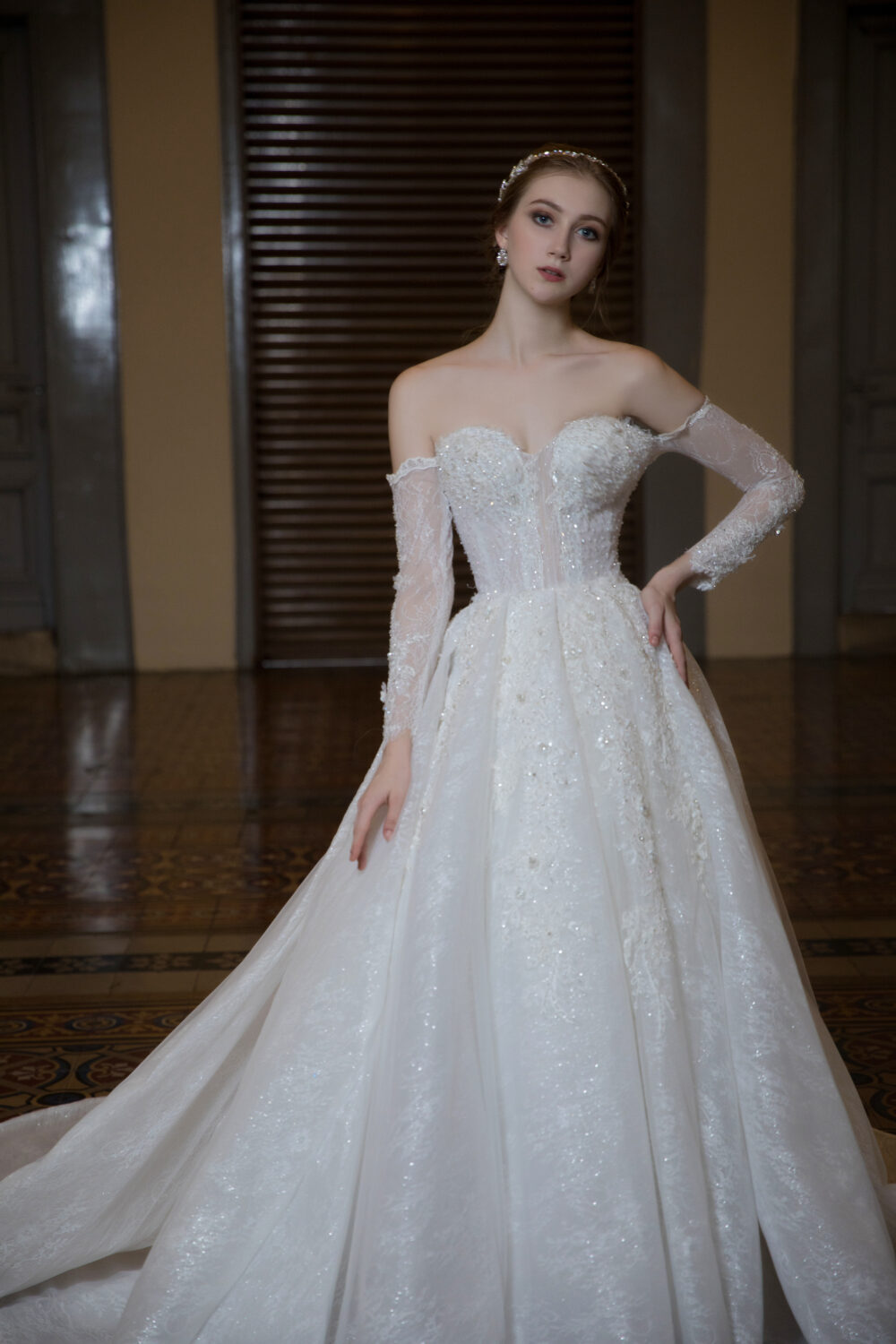 MVX020 - Váy cưới xòe - Ảnh 4