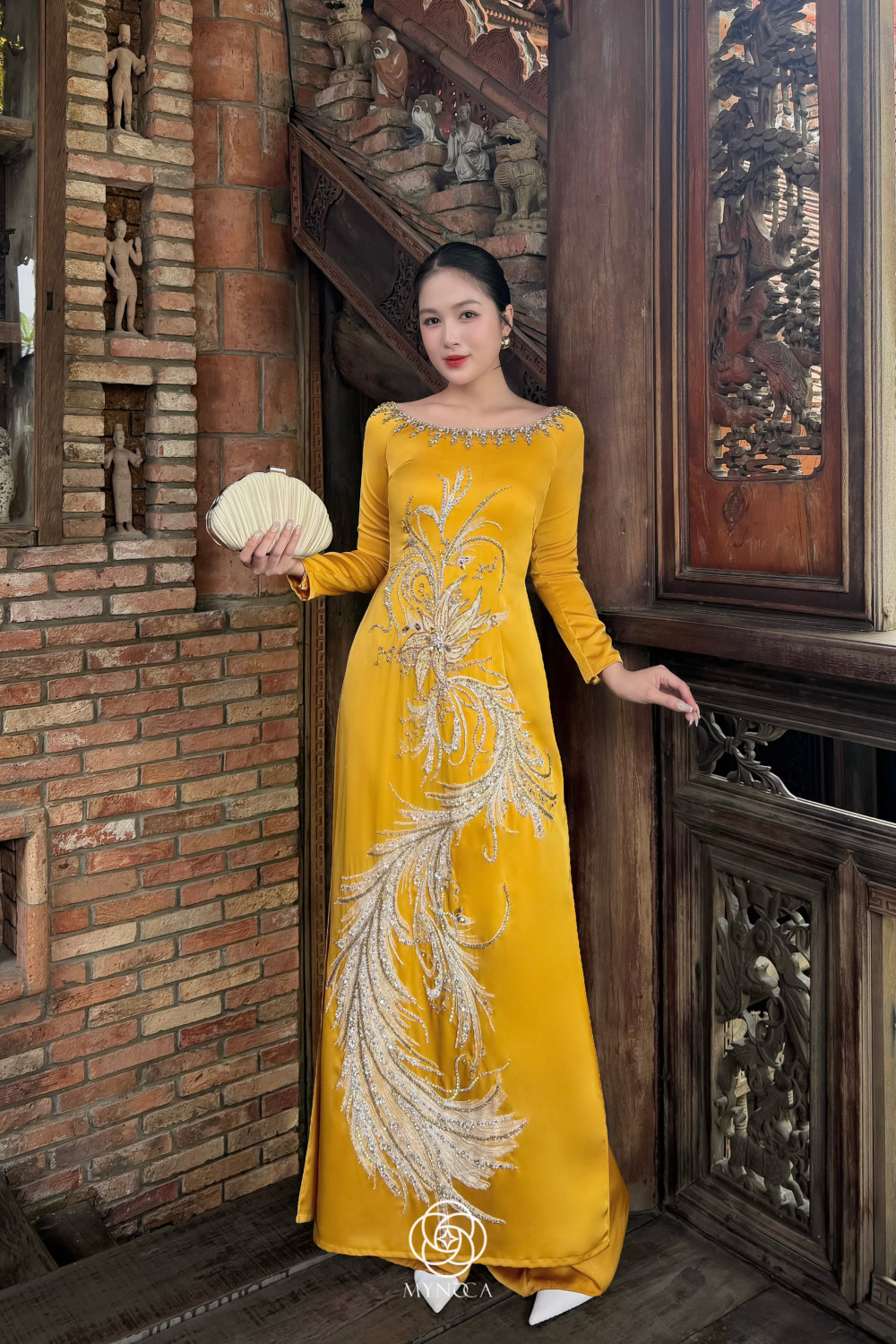 MBS107 - Áo dài bà sui